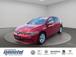 Kings red metallic Gebraucht 2022 VW Golf VIII Life Limousine | 21.180 € (Fairer Preis)