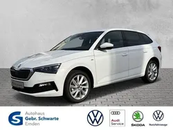 Weiß Gebraucht 2023 Skoda Scala Tour Kleinwagen | 20.690 € (Guter Preis)