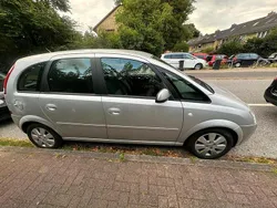 Silber Gebraucht 2004 Opel Meriva Van / Kleinbus | 1.000 € (Superpreis)