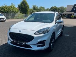 Weiß Gebraucht 2021 Ford Kuga ST-Line SUV | 25.990 € (Etwas zu teuer)