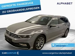 Mondsteingrau Gebraucht 2022 VW Passat Elegance Kombi | 21.297 € (Guter Preis)
