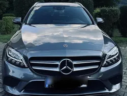Grau Gebraucht 2019 Mercedes C180 Avantgarde Kombi | 21.900 €