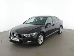 Schwarz Gebraucht 2015 VW Passat Comfortline Limousine | 15.790 € (Fairer Preis)