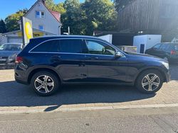 Blau Gebraucht 2020 Mercedes GLC220 AMG line SUV | 34.990 € (Fairer Preis)