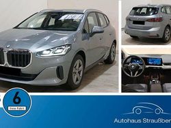 Grau Gebraucht 2024 BMW 218 Active Tourer Luxury Line Van / Kleinbus | 26.190 € (Superpreis)