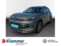 Grün Gebraucht 2024 VW Tiguan R SUV | 39.440 € (Fairer Preis)