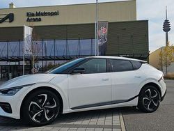 Weiß Gebraucht 2021 Kia EV6 GT-Line SUV | 34.500 € (Etwas zu teuer)