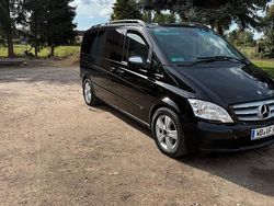 Schwarz Gebraucht 2010 Mercedes Viano Van / Kleinbus | 11.500 €