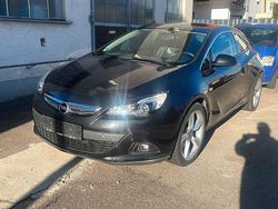 Schwarz Gebraucht 2014 Opel Astra GTC Limousine | 9.000 € (Etwas zu teuer)