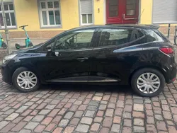 Schwarz Gebraucht 2015 Renault Clio IV Authentique Kleinwagen | 4.999 € (Superpreis)
