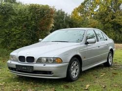 Silber Gebraucht 2001 BMW 520 Limousine | 2.650 € (Superpreis)