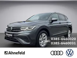Platinum grey Gebraucht 2024 VW Tiguan Allspace Life SUV | 42.950 € (Guter Preis)