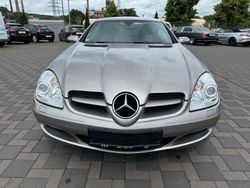 Silber Gebraucht 2007 Mercedes SLK200 Cabrio | 11.490 € (Fairer Preis)