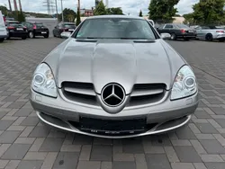 Silber Gebraucht 2007 Mercedes SLK200 Cabrio | 11.990 € (Fairer Preis)