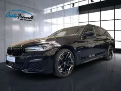 Blacksapphire metallic (metallic) Gebraucht 2023 BMW 530 M Sport Kombi | 48.999 € (Teuer)