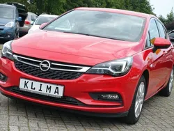 Rot Gebraucht 2016 Opel Astra Innovation Limousine | 8.790 € (Guter Preis)