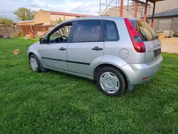 Silber Gebraucht 2002 Ford Fiesta Kleinwagen | 1.700 € (Teuer)