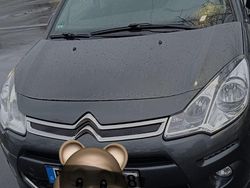 Grau Gebraucht 2016 Citroën C3 Kleinwagen | 9.500 €