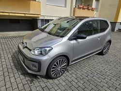 Silber Gebraucht 2017 VW up! Sport Kleinwagen | 11.000 € (Guter Preis)