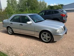 Silber Gebraucht 2000 Mercedes C180 Limousine | 2.600 € (Fairer Preis)