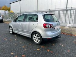 Silber Gebraucht 2009 VW Golf Plus Cross Van / Kleinbus | 6.950 € (Fairer Preis)