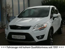 Weiß Gebraucht 2012 Ford Kuga Champions Edition SUV | 9.999 € (Etwas zu teuer)