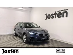 Grau (magnetic tech (grau)) Gebraucht 2024 Seat Leon ST Style Kombi | 22.490 € (Guter Preis)
