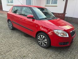 Rot Gebraucht 2008 Skoda Fabia Limousine | 4.000 € (Teuer)