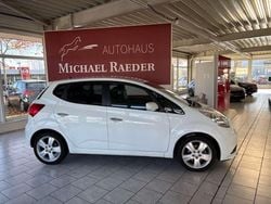 Carraraweiss Gebraucht 2018 Kia Venga DREAM-TEAM Edition Kleinwagen | 12.850 € (Teuer)