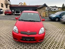 Rot Gebraucht 2003 Toyota Yaris Sol Kleinwagen | 1.700 € (Guter Preis)
