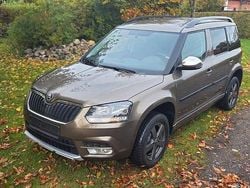 Braun Gebraucht 2015 Skoda Yeti SUV | 8.700 € (Fairer Preis)