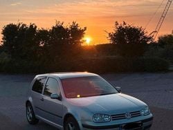 Silber Gebraucht 1999 VW Golf III Kleinwagen | 1.300 € (Guter Preis)