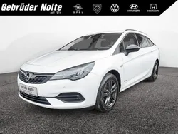 Weiss / Gebraucht 2021 Opel Astra Design & Tech Kombi | 16.990 € (Fairer Preis)