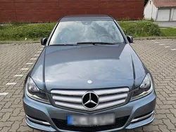 Andere farben Gebraucht 2012 Mercedes C180 Avantgarde Limousine | 12.600 €