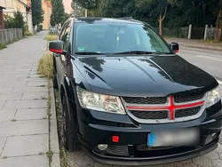 Schwarz Gebraucht 2010 Dodge Journey SUV | 10.500 €