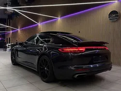 Grau Gebraucht 2018 Porsche Panamera Limousine | 47.999 € (Superpreis)