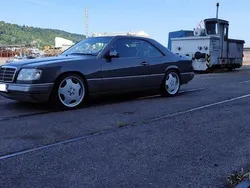 Grau Gebraucht 1993 Mercedes E320 Coupé | 12.900 €