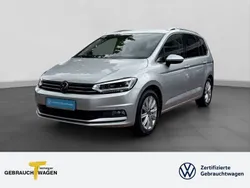 Silber Gebraucht 2024 VW Touran Highline Van / Kleinbus | 37.690 € (Fairer Preis)