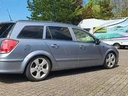 Silber Gebraucht 2005 Opel Astra Sport Kombi | 2.499 € (Fairer Preis)