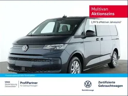 Blau Gebraucht 2024 VW Multivan Life Van / Kleinbus | 51.190 € (Superpreis)