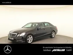 Metalliclack obsidianschwarz Gebraucht 2011 Mercedes E200 Avantgarde Limousine | 9.899 € (Guter Preis)