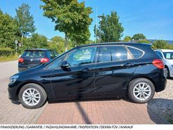 Schwarz Gebraucht 2015 BMW 218 Active Tourer Van / Kleinbus | 11.999 € (Fairer Preis)