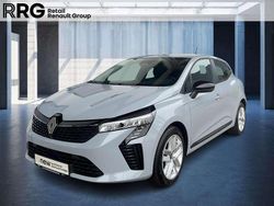 Grau Gebraucht 2024 Renault Clio V Evolution Limousine | 16.990 € (Etwas zu teuer)