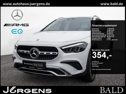 Polarweiß Gebraucht 2024 Mercedes GLA250 Progressive SUV | 37.480 € (Superpreis)