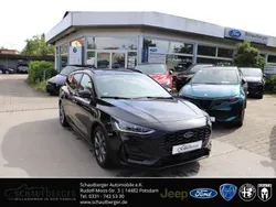 Schwarz Gebraucht 2024 Ford Focus ST-Line Kombi | 25.490 € (Guter Preis)