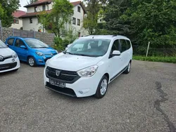 Weiß Gebraucht 2018 Dacia Lodgy Comfort Van / Kleinbus | 11.900 € (Etwas zu teuer)