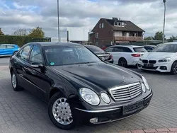 Schwarz Gebraucht 2003 Mercedes E220 Limousine | 5.900 € (Etwas zu teuer)