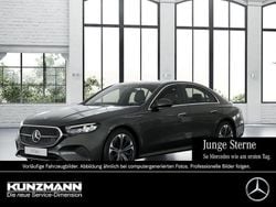 Grau Gebraucht 2024 Mercedes E220 Avantgarde Limousine | 47.590 € (Guter Preis)
