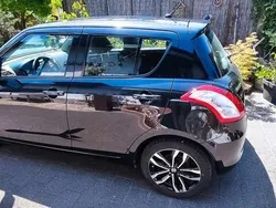 Schwarz Gebraucht 2016 Suzuki Swift Kleinwagen | 7.600 €