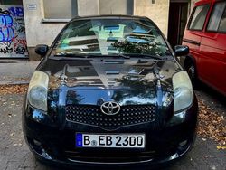 Schwarz Gebraucht 2007 Toyota Yaris Limousine | 2.500 € (Etwas zu teuer)